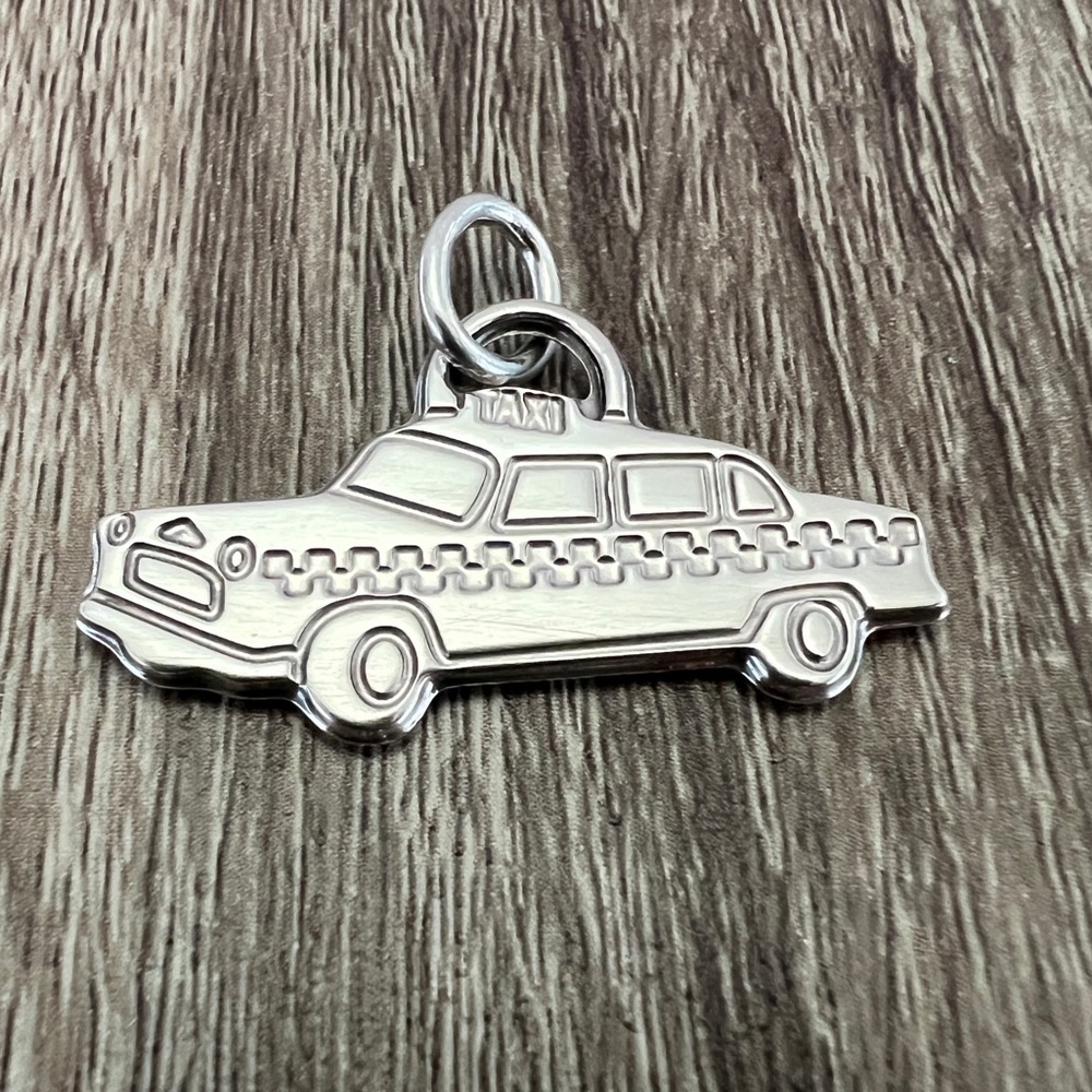 Taxi charm - Picture 2 of 5